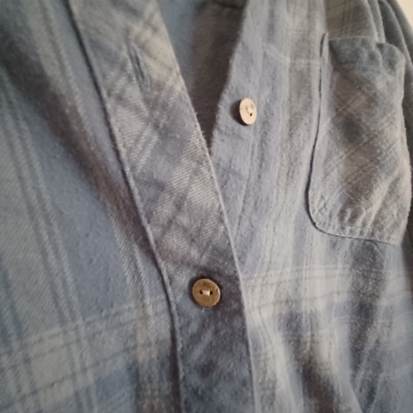 tentree Hooded Flannel Shirt - Picture 4 of 5